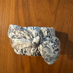 Elegant Grey and White bracelet